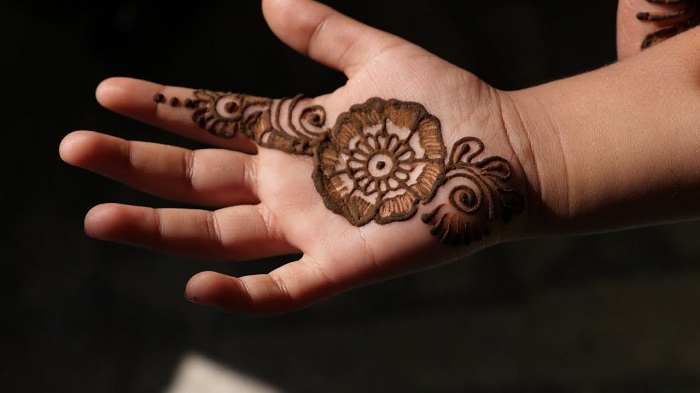 Top #71 Cartoon & Simple Mehndi Designs For Kids: They Just Love Them!