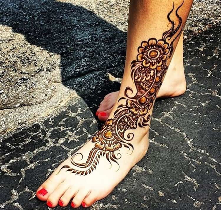 Henna Mehndi tattoo designs idea for feet - Tattoos Ideas