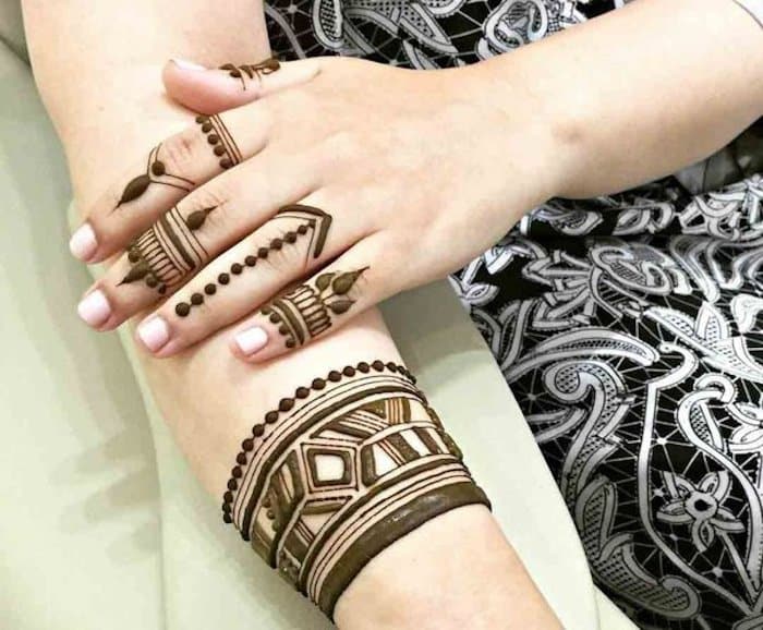 Best 200 Latest Mehndi Designs With Picture New Mehandi Design