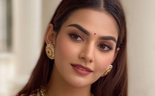 Looks 2 Unisex Salon