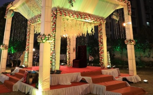 Raj Mahal - Best Marraige Hall And Lawn