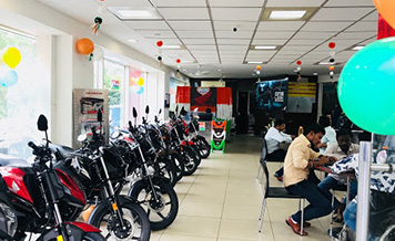 Om Toyota Service Centre