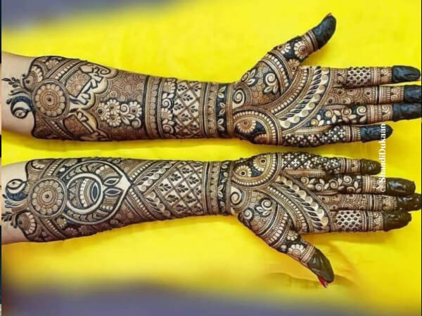 Mehndi Artist, Find a Bridal Mehndi Artist - Weddingwire.in