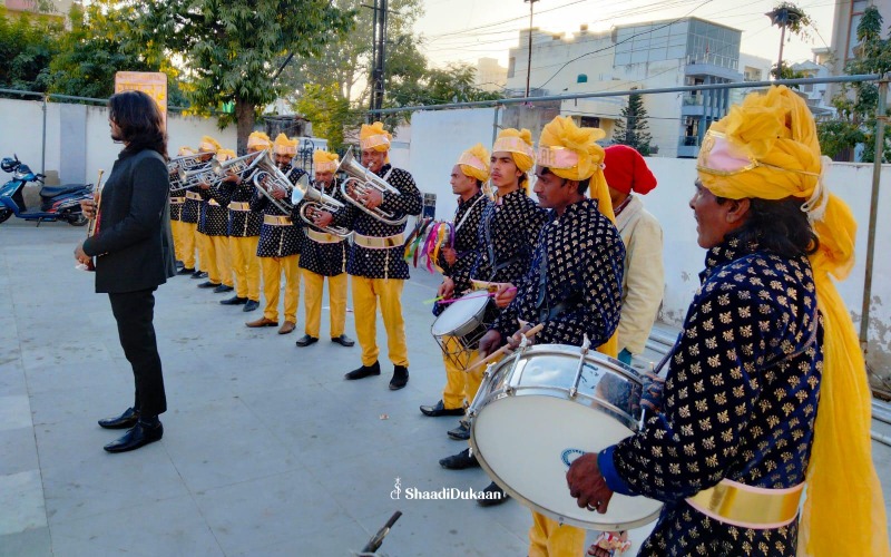 New Popular Band Orchestra