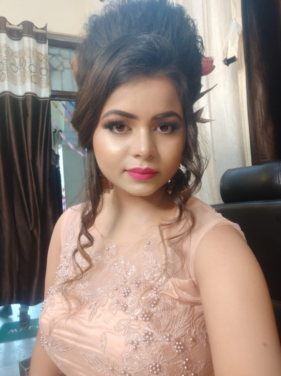 Aradhya ladies beauty salon for mama beti