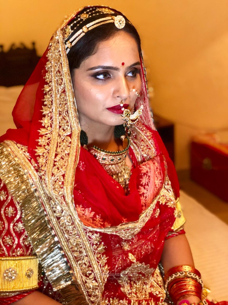 Make Up Aditi Dhabhai