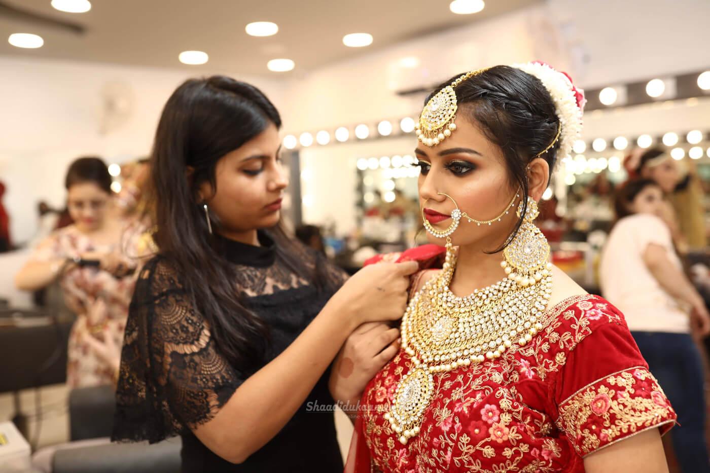 Makeovers By Ruhani Garg
