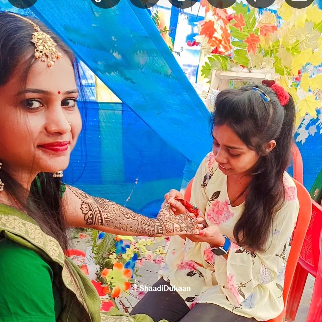 Mehndi Artist In Araria