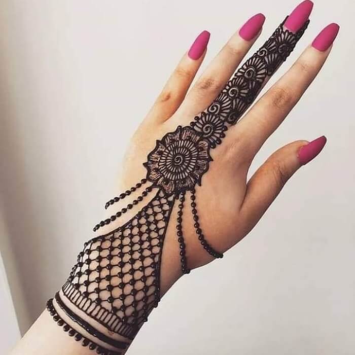 Great Finger Mehndi Designs Trending In The Year 2022