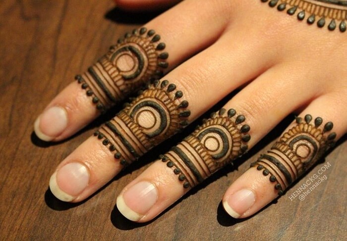 Top 5 Heavy Bridal Finger Mehndi Design for Teej | Most Stylish Finger  Mehndi Design | Finger Mehndi - YouTube