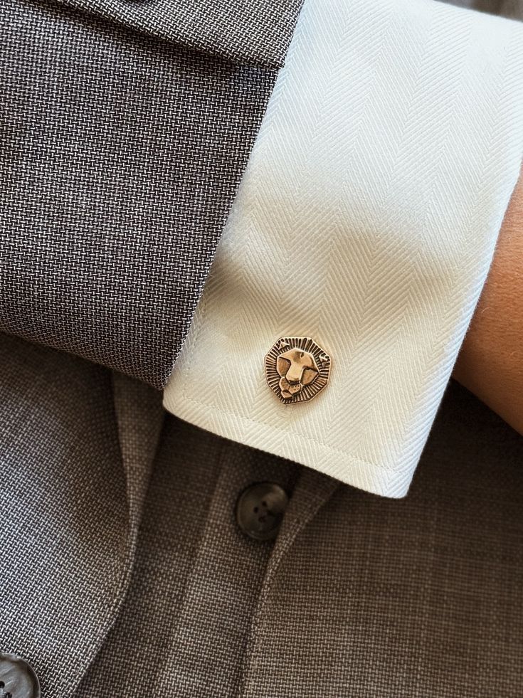 Cufflinks