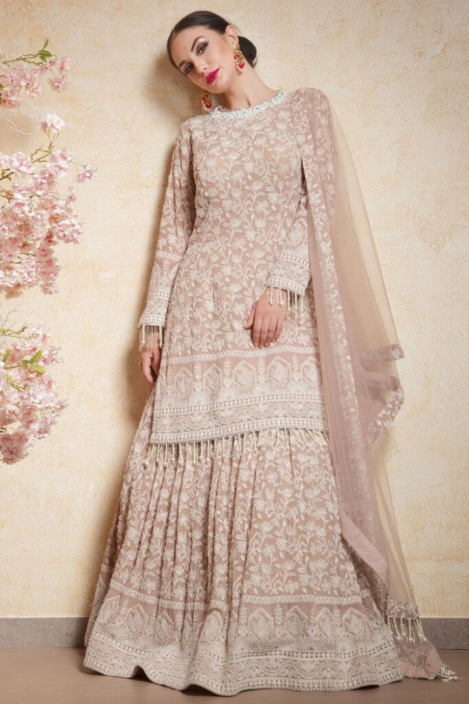 Lucknow Chikankari Suits - https://www.dress365days.com/Wedding-Chikankari- Lehenga-catid-400755-page-1.html | Facebook