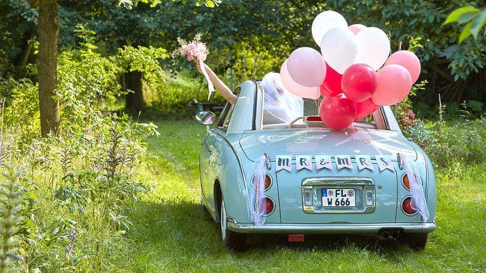 10 Awe-Inspiring Wedding Car Decoration Ideas for an Unforgettable Send-Off