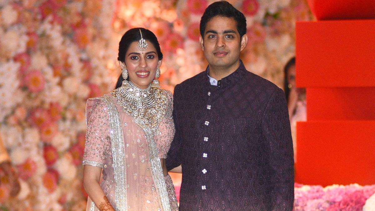 Akash Ambani & Shloka Mehta | Everything You Should Know About Wedding Of The Year 2019!