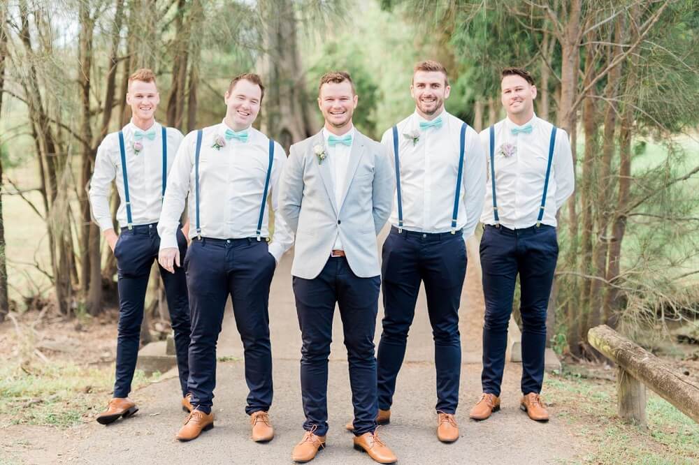 9 Worth Giving Gifts for Your Groomsmen: Surprise Them for Their Friendship and Love