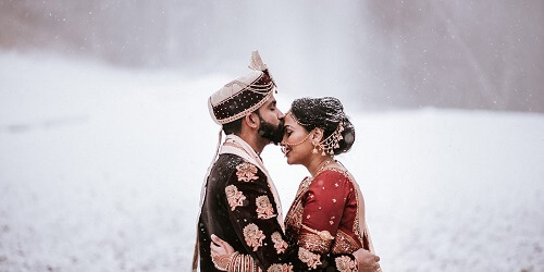Amazing & Amusing Ideas To Add Right Touch Of Winter To Your Dreamy Winter Wedding