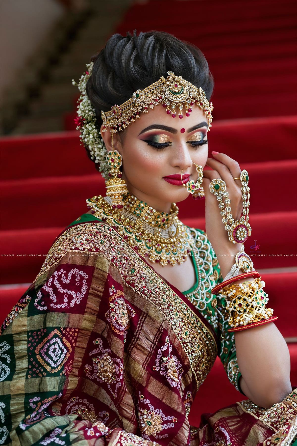 Traditional Indian Bridal Makeup Looks That You Must Know as A Bride!