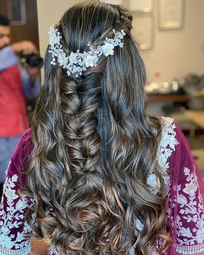 Ace the 2021 Bridal look using Diva Divine's Bridal Hair extensions