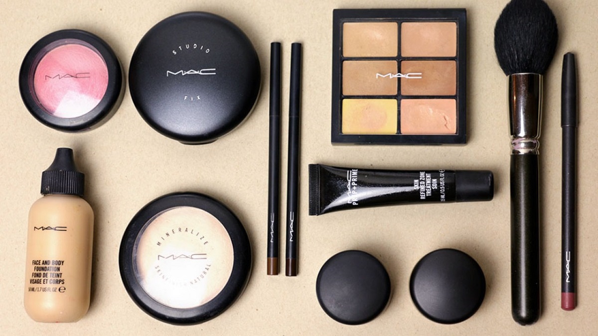 10 Quintessential Cosmetics For Creating The The Perfect Bridal Makeup Kit