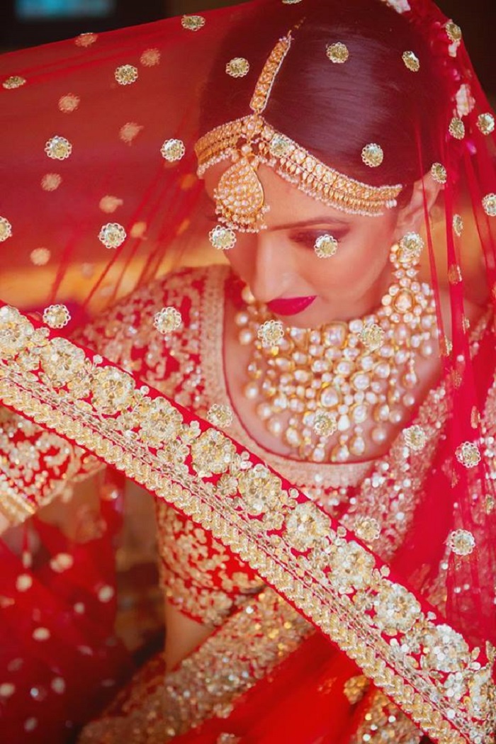 Maala London Real Bride | Indian bride poses, Gold earrings models, Indian  photoshoot