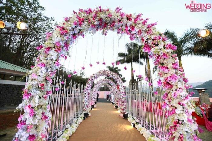 15+ Magnificent Wedding Entrance Decor Ideas To Create The Perfect