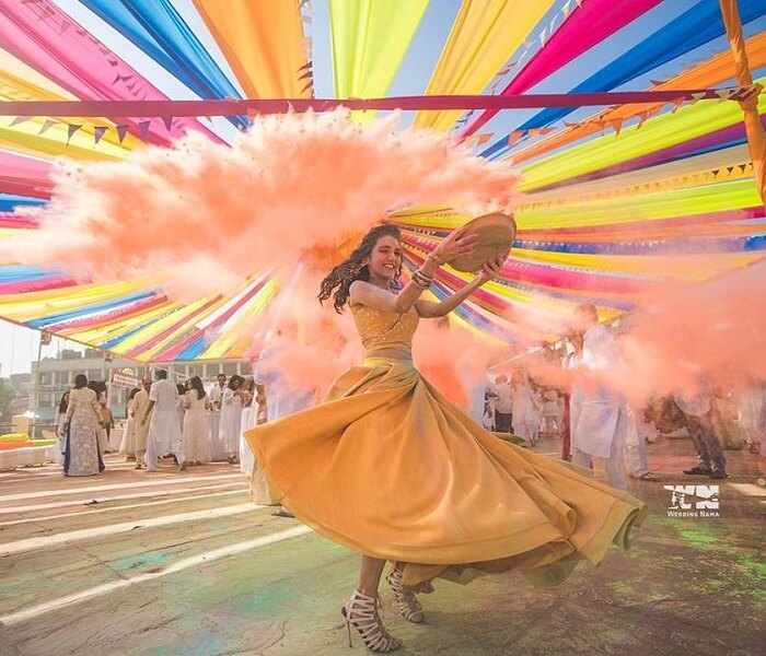 Holi 2023: Do You Know Playing with Colours Can Boost Your Mental Health? -  News18