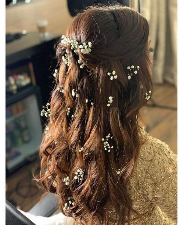Coloured Baby Breath & Gypsos For Your Bridal Hairstyle Inspiration! |  WedMeGood