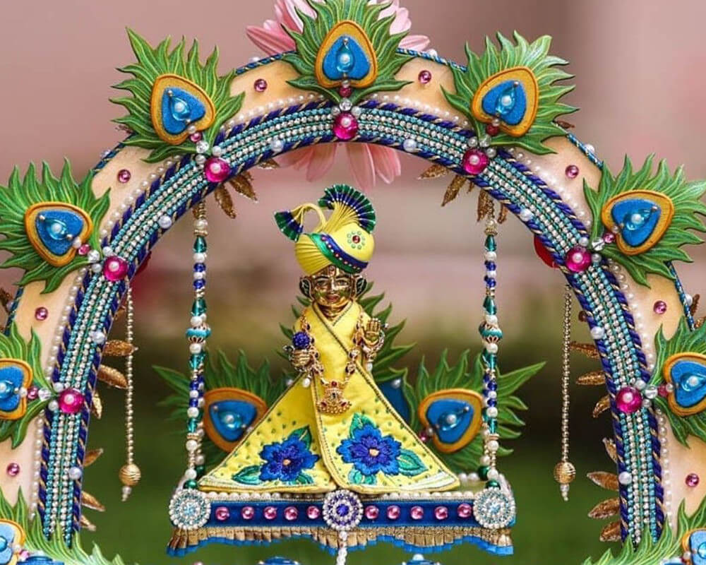 Buy Brij Sugandha Lehariya Raas Set – Wooden MDF Krishna with Radha & Gopi  Raasleela for Janmashtami Decoration [ Multicolor ] | by The Kanha Store (4  Inch) Online at Low Prices in India - Amazon.in