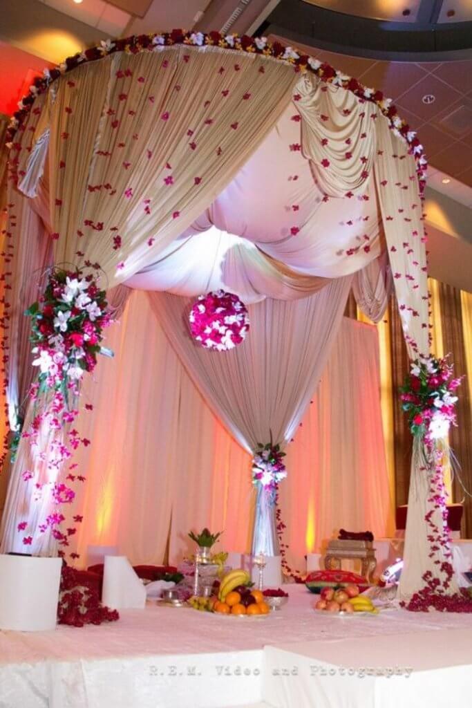 27 Latest Floral Mandap Designs for an Enchanting Wedding Decor | Outdoor  wedding decorations, Wedding background decoration, Wedding stage  decorations