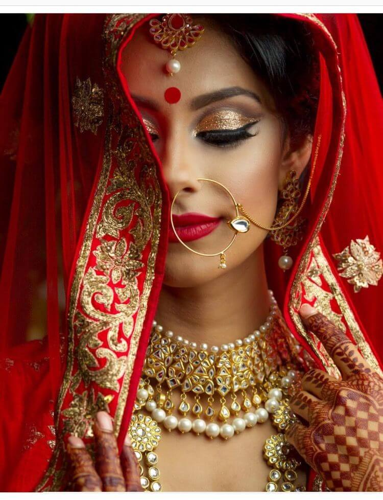 Pin by Janet Watson on Wedding Chronicles | Indian bride makeup, Bengali  bridal makeup, Indian bridal photos