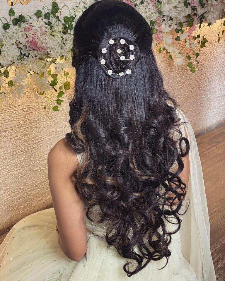 Awe- Inspiring Bridal Hairstyles For A Minimal Yet Mesmeric Look!