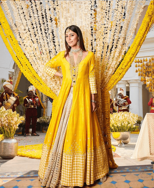 Our Favorite Bridal Lehenga Colour Palette for Winter Brides | Indian bridal  dress, Indian bridal lehenga, Bridal lehenga collection