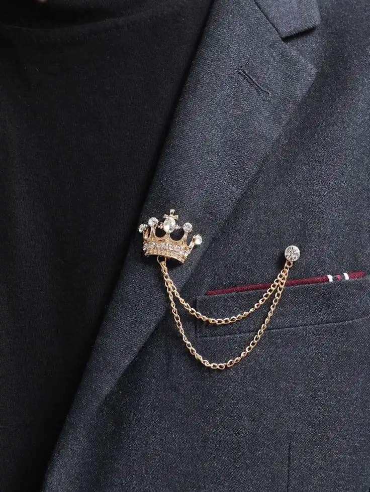 brooch as wedding gift for groom