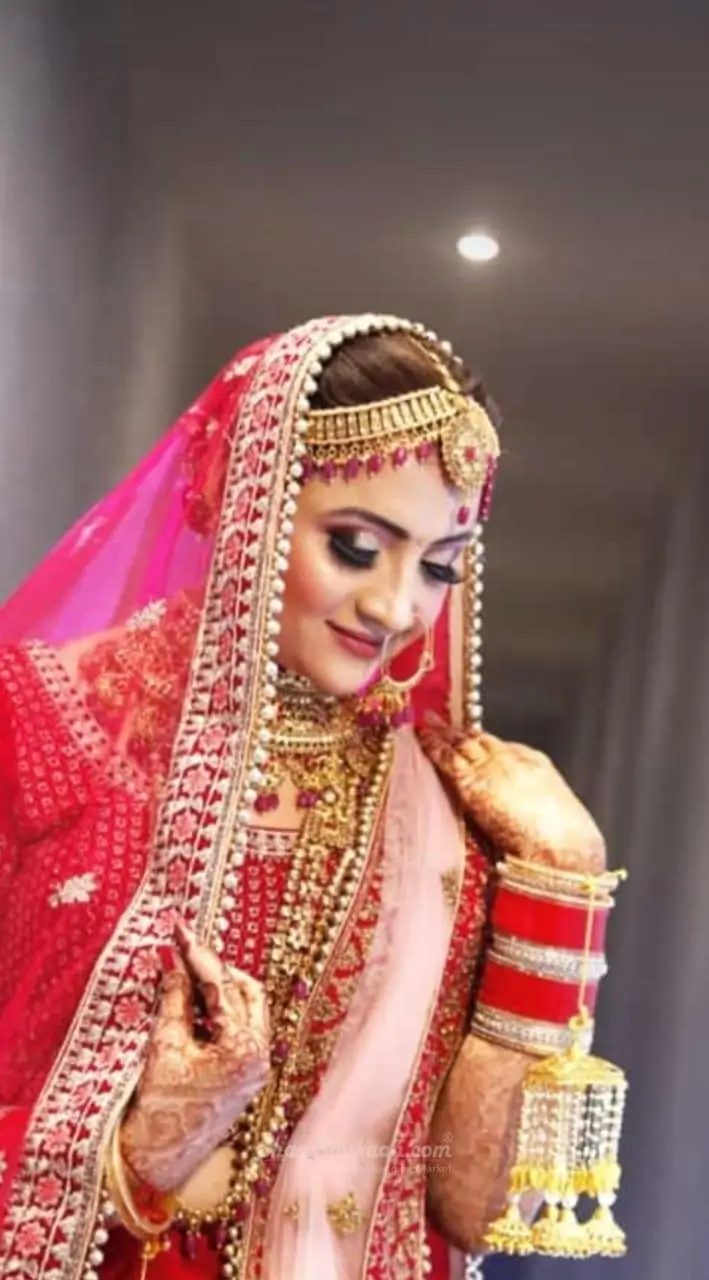 Makeupwood (Freelancer)