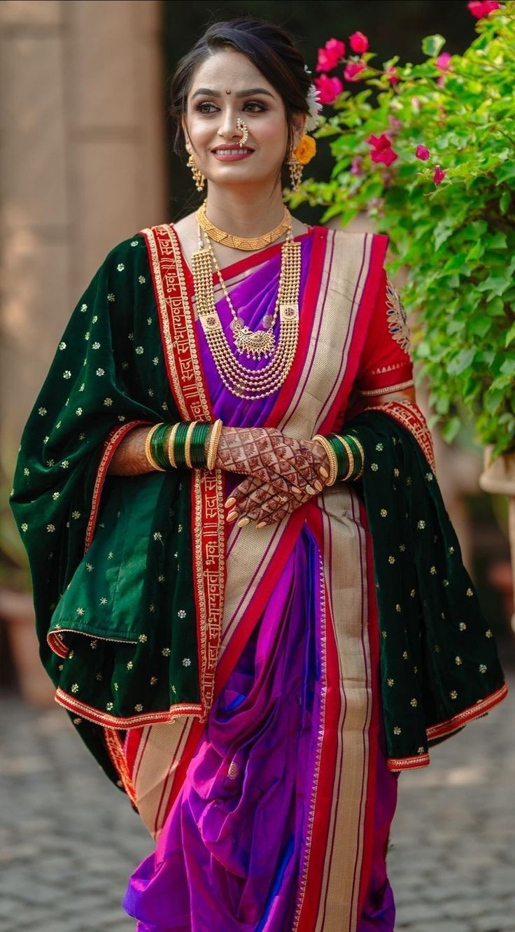 Nauvari Saree