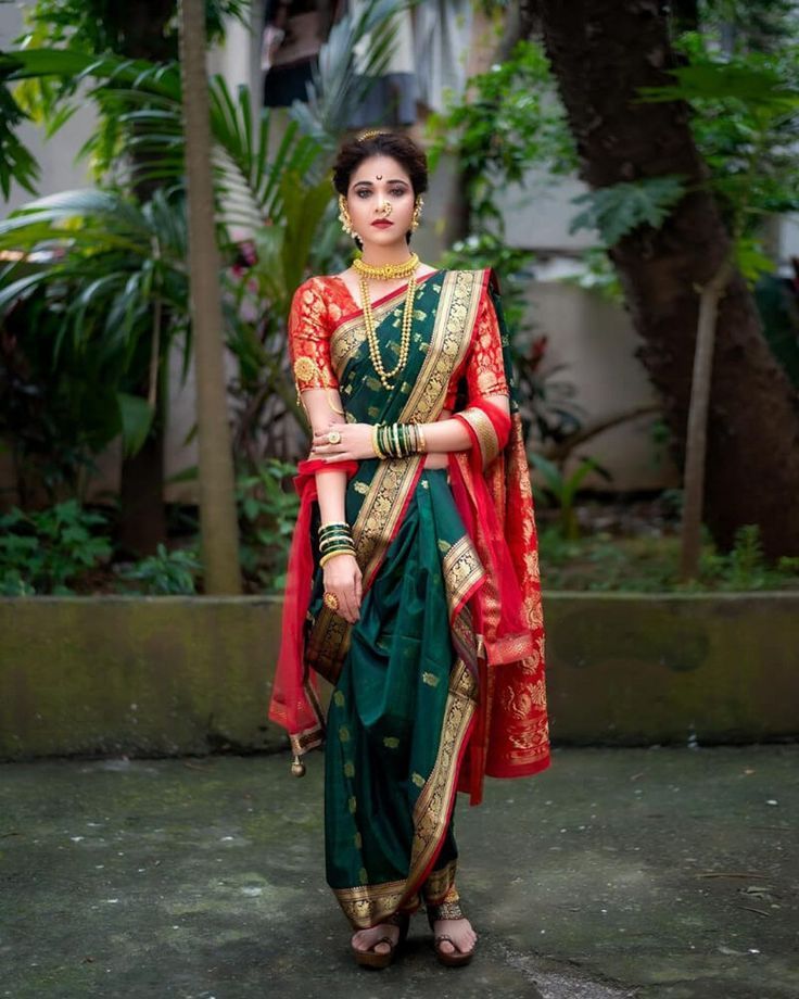 Nauvari Saree