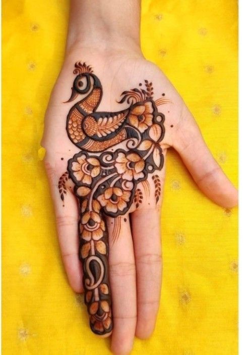 Easy and Beautiful Peacock Mehendi Design