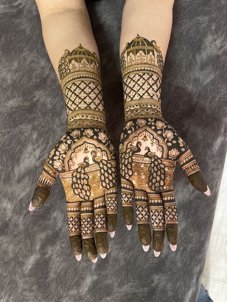 Peacock Mehendi Design for Full Hand