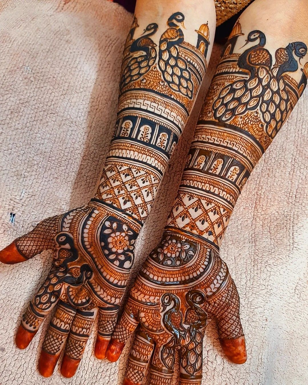 Peacock Mehendi Design for Full Hand