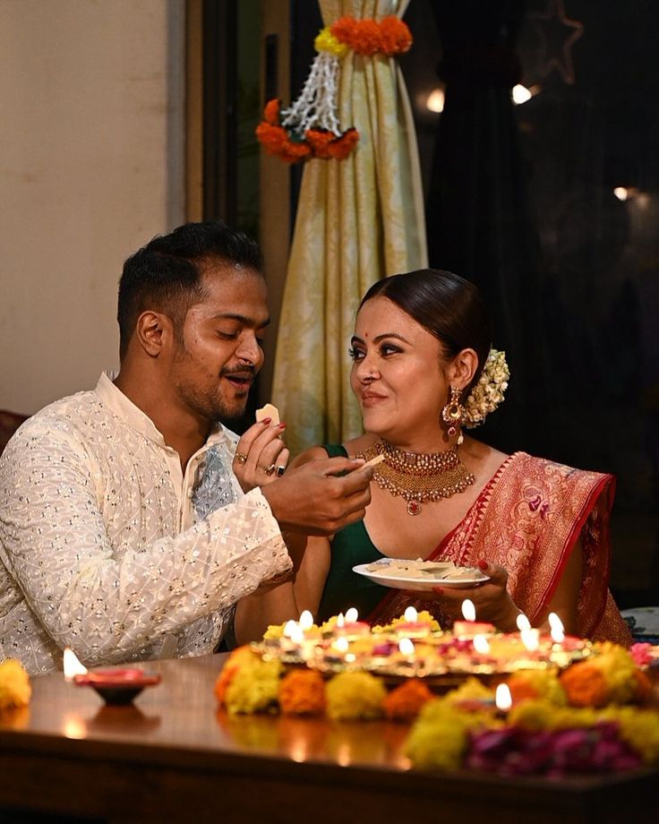 Pose During The Puja