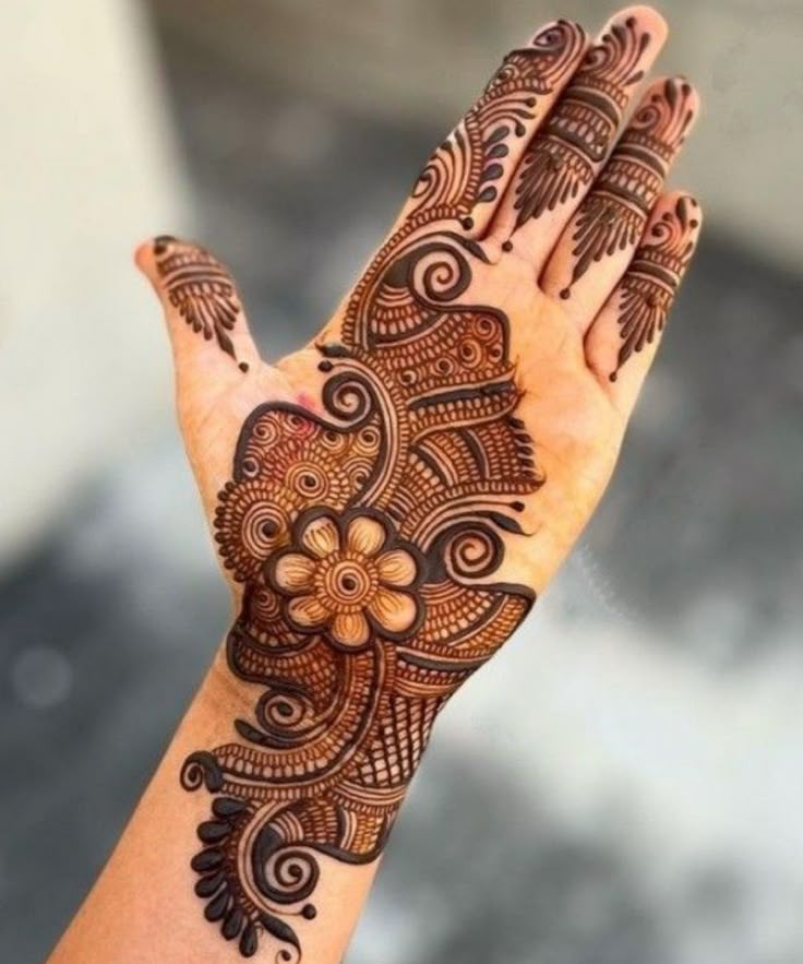 Mehendi Designs with Arabic Charm