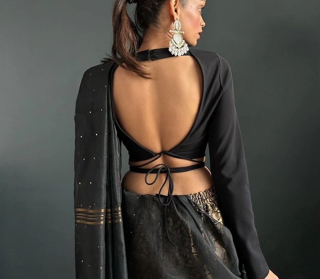 Backless Designs with Plunges