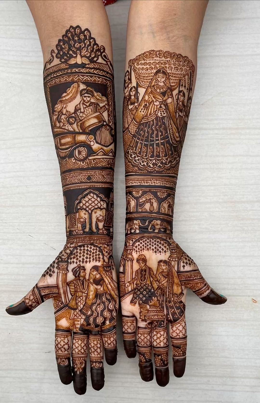 Family & Friends Sneak Into Your Mehndi