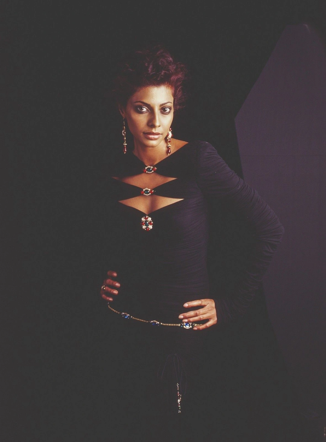 Tarun Tahiliani jewelled clasps